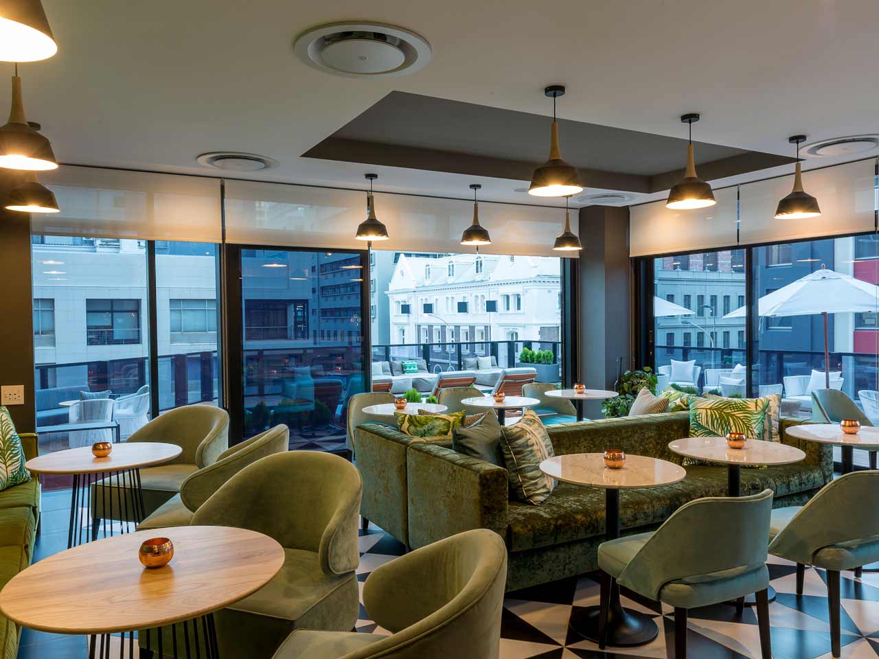 Radisson Blu Hotel & Residence, Cape Town – Royal African Discoveries